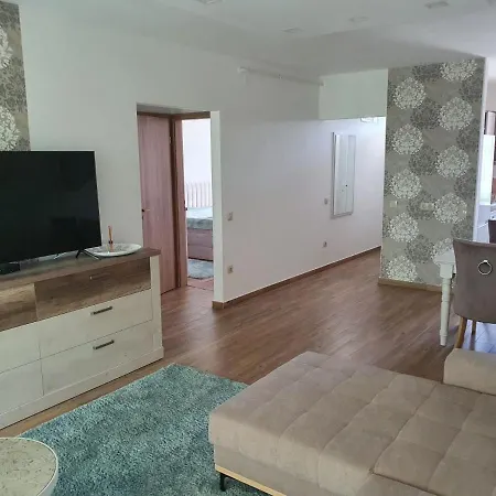 Sunshine Turquoise Apartman