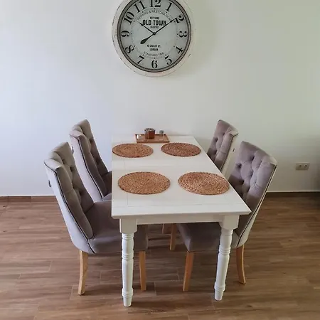 Sunshine Turquoise Apartman *